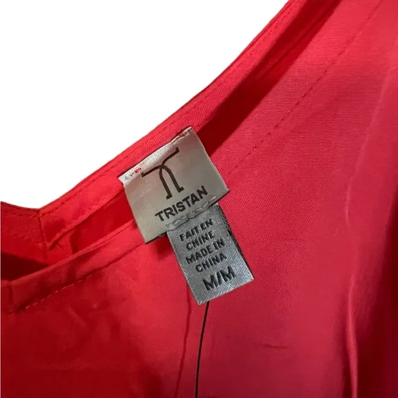 🆕. A pretty dress by Tristan in size medium - Picture 3 of 6